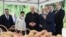 Лукашэнка наведвае гаспадарку Ўладзімера Маліноўскага ў Шклоўскім раёне. 18 верасьня 2026 году