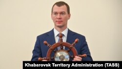The newly appointed governor of the Khabarovsk region, Mikhail Degtyaryov, attends his introduction ceremony at the Khabarovsk regional government on July 21.