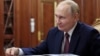 Президент Росії Володимир Путін і високопосадовці Кремля неодноразово заявляли, що РФ не погодиться на припинення вогню, доки Україна й Захід не виконають вимоги Росії, кажуть аналітики