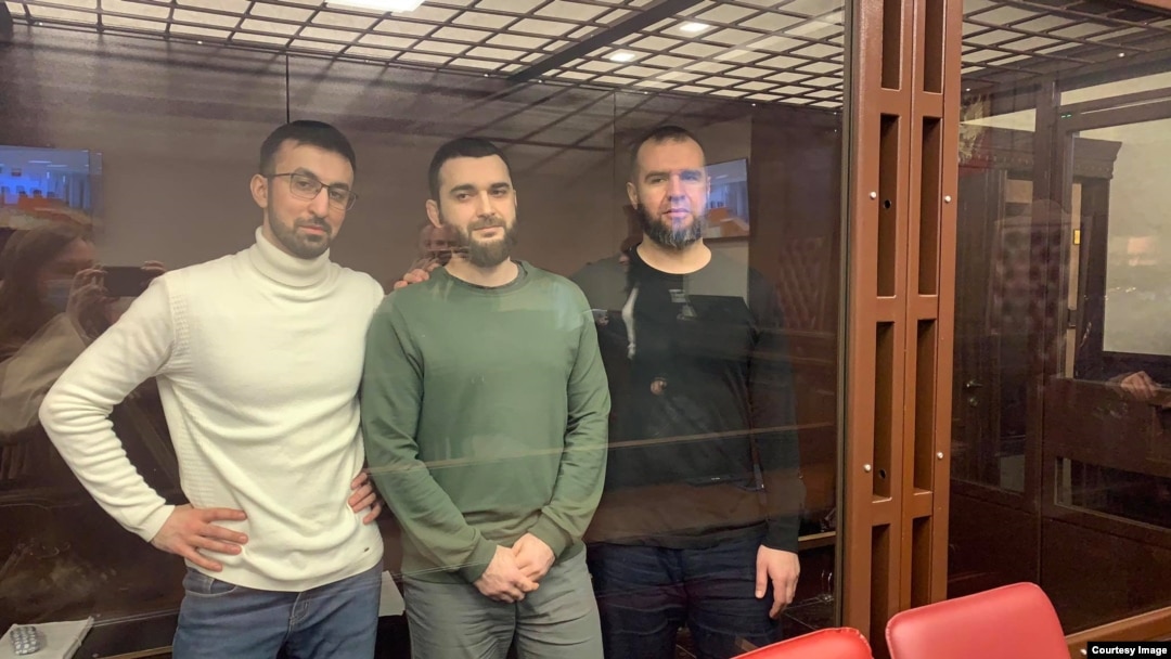 Тамбиев Кемал, Гаджиев Абдулмумин, Ризванов Абубакар Къилберчу тIеман кхелехь, архивера сурт