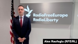 Владислав Власюк, уповноважений президента України Володимира Зеленського з питань санкційної політики в в офісі Радіо Свобода у Вашингтоні, 15 квітня 2026 року