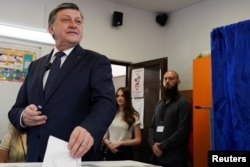 Crin Antonescu a fost candidatul coaliției PSD-PNL la alegerile din noiembrie 2024.