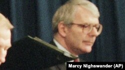 Bivši britanski premijer John Major