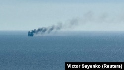 O navă lovită de drone în Marea Neagră (imagine generică)