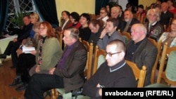 Удзельнікі сустрэчы літоўскіх і беларускіх пісьменьнікаў у Горадні