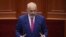 Albanski premijer Edi Rama govori u parlamentu, 16. septembar 2021.