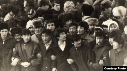 Массажист клиенттерді ұрып жатыр Жыртылған әйел онлайн порно