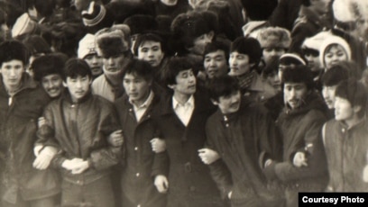 Кафедегі секс видео (орыс)