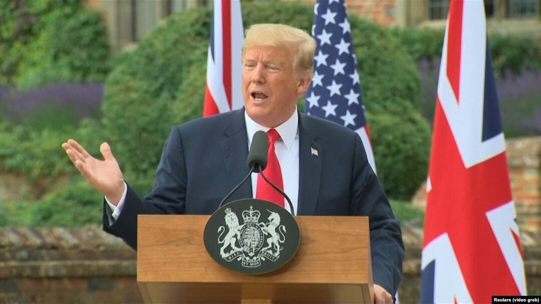 Donald Tramp u toku posete Velikoj Britaniji