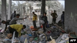 حمله هوایی اسرائیل به ساختمانی در اردوگاه النصیرات در مرکز غزه باعث کشته شدن ۳۶ تن شد