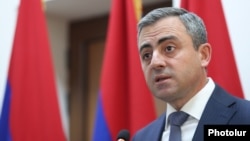 «Հայաստան» խմբակցության պատգամավոր Իշխան Սաղաթելյան, արխիվ