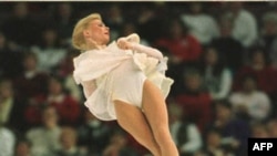 Patinatorii ruși Vadim Naumov și Evgenia Shishkova, la Campionatul Mondial de Patinaj Artistic din Edmonton, Canada, în 1996.