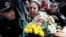 Крымско-татарская певица Сусанна Джамаладинова во время встречи в аэропорту Борисполь в Киеве 15 мая 2016 года