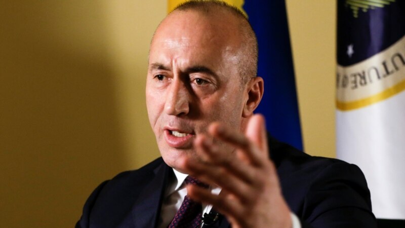 Haradinaj i ofron mbështetje qeverisë për situatën në veri