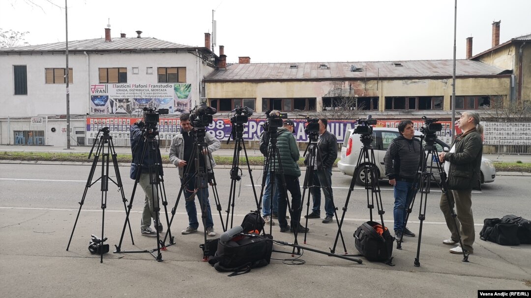 Fridom haus uporedio je Vučića i Orbana, navodeći da obojica guše kritičko novinarstvo