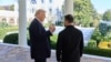 Donald Trump, vorbindu-i lui Volodimir Zelenski la întâlnirea lor de la Casa Albăm pe 17 octombrie 