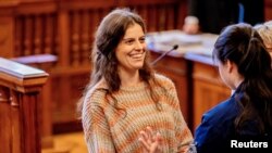 ილარია სალისი ბუდაპეშტის სასამართლოში. 31 იანვარი, 2024 წელი. ის შინაპატიმრობიდან გათავისუფლდა და ევროპარლამენტში დაკავებს ადგილს