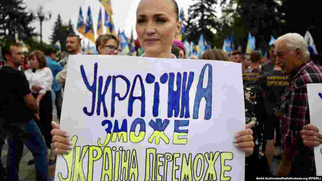 Серед них жінки, що прийшли відстоювати гендерну рівність в представницьких органах української влади в рамках виборчої реформи