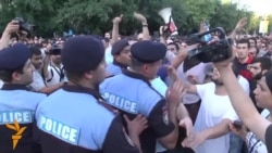 Armenian Protesters Confront Police