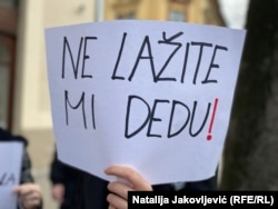 "Ne lažite mi dedu" na protestu u Subotici, 30. januar 2025.