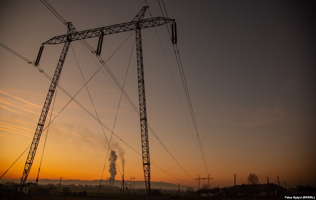 Rrjet shpërndarës i energjisë elektrike në Kosovë.