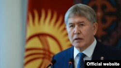 Қирғизистон президенти Алмазбек Атамбаев.
