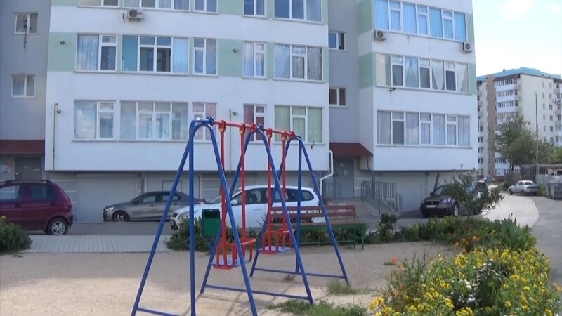 В Евпатории накажут родителей школьников, взобравшихся на крышу многоэтажного здания – прокуратура