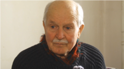 Залишився сам у пошкодженій 16-поверхівці без рідних і сусідів