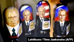 У Хельсінкі, де відбудеться саміт, уже продають «матрьошки» з зображеннями Трампа і Путіна