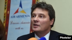 Armenia - Vladimir Bobylev of Ukraine's East Prospect Fund at a news conference in Yerevan, 19Dec2014.