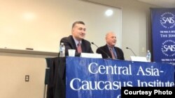 Səfir Elin Süleymanov John Hopkins Universitetində