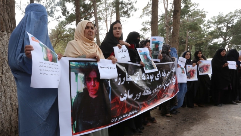 فعالان حقوق زن: عاملین قتل فرخنده شدیداً مجازات شوند
