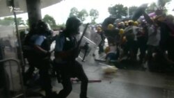 Відео масових заворушень у Гонконзі