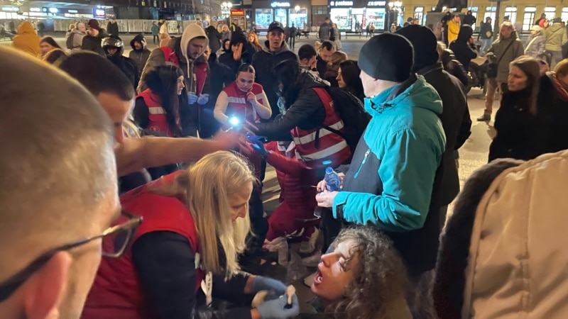 Dhunë në Novi Sad: Studentët akuzojnë mbështetësit e pushtetit për sulm gjatë protestës