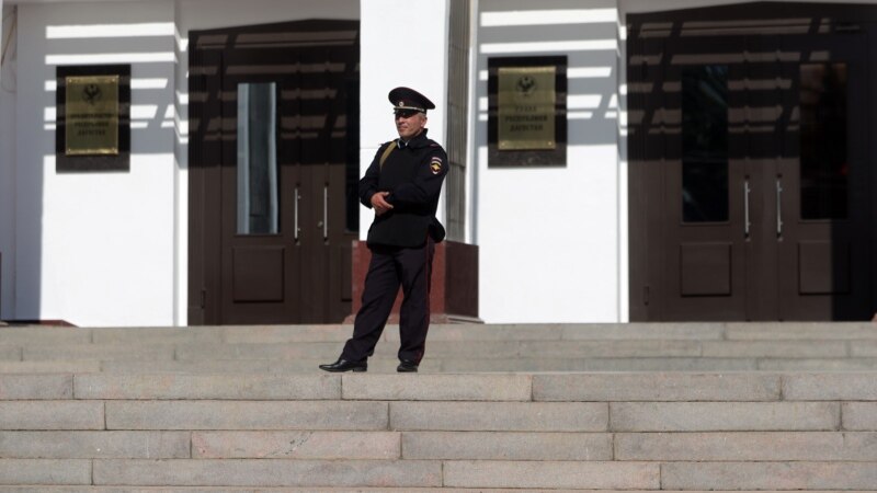 В Махачкале эвакуируют детсады и школы из-за угрозы минирования от "Легиона "Патриоты России"