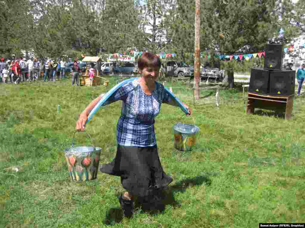 Сабантуй татарларда кыш бүткөндөн кийин июнь айында майрамдалат.