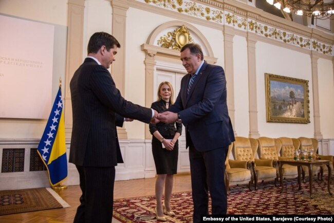 Američki ambasador Erik Nelson i predsjedavajući Predsjedništva BiH, Milorad Dodik