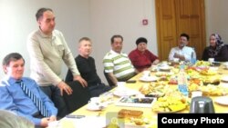 Төмән шәһәре татар милли-мәдәни мохтарияте шурасы утырышы. Архив фотосы