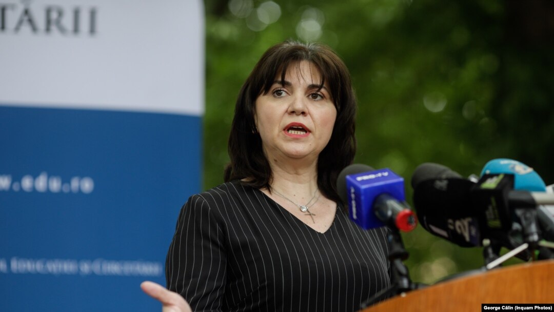 Monica Anisie, ministrul Educației