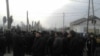 Жители села Бурыл Жамбылской области, собравшиеся на сход после чрезвычайного инцидента. 17 февраля 2016 года. 