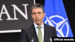 NATO Secretary-General Anders Fogh Rasmussen has called for calm in Kosovo.