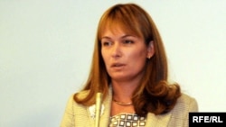 Gürcüstanın birinci xanımı Sandra Rulovs