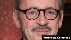 Amerika şairi Billy Collins.