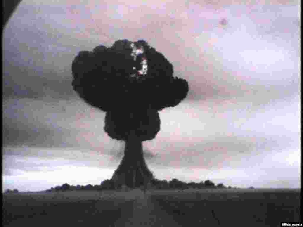 Kazakstan - 29.08.1949 - Krajem osmog mjeseca je obilježena 60-a godišnjica prve sovjetske nukelarne probe na poligonima u Kazakstanu, danas neovisnoj državi. Fotografija- Karagandinski Muzej za zaštitu okoliša 