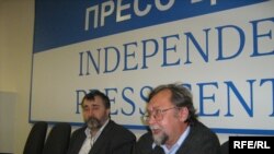 Сулдан уңга:Святослав Забелин, Александр Мартынов