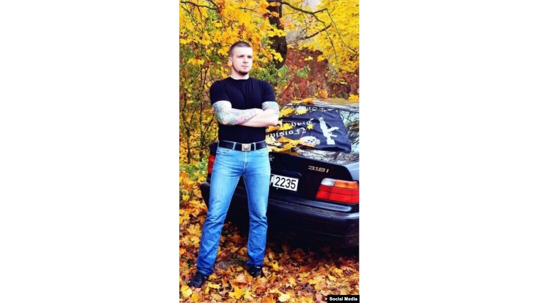 Тут і ніжэй: як сьцьвярджаецца ў сацсетках, на фота — Дзьмітры Паўлаў