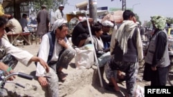 د کابل ښار یو شمېر کارګران - تصویر له ارشیفه 