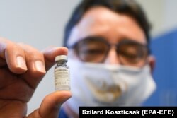 В Угорщині щеплення російською вакциною почалося ще в лютому
