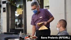 Od 19. oktobra, u šest crnogorskih opština na snazi su pooštrene mjere prevencije koje uključuju i zabranu rada ugostiteljskih objekata na dvije sedmice