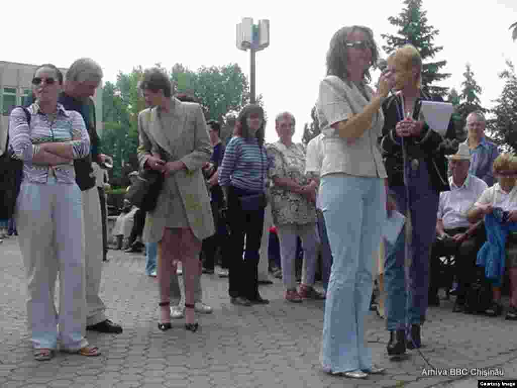 5 august 2004, protestele jurnaliştilor de la Teleradio Moldova